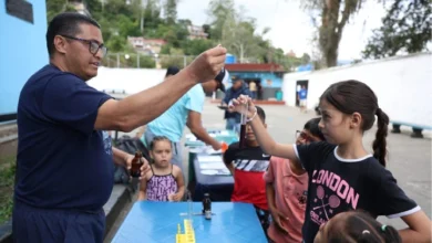 Atienden con jornadas científicas a niños en campamento transitorio de El Junquito