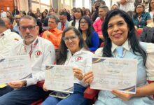 Monagas reconoce en su día a más de 300 licenciados en administración