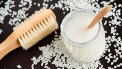 Guía paso a paso: Los beneficios comprobados del agua de arroz para fortalecer el cabello