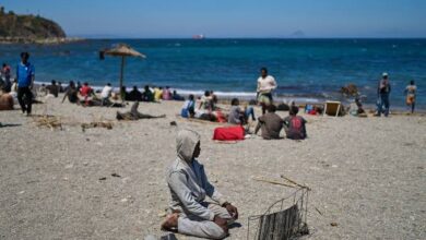 Detienen a 12 migrantes en Ceuta tras un ataque con piedras a militares españoles