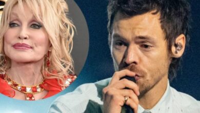 Harry Styles rinde emotivo homenaje a Dolly Parton en Nueva York