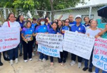 Representantes y docentes de la U.E. Marlene Sequea de Campos protestan tras destitución del director