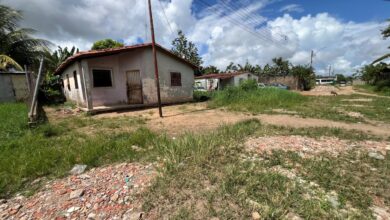 Vecinos de 4 de Febrero piden plan de asfaltado y cloacas tras más de 20 años de abandono