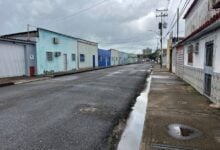 Vecinos del sector El Paraíso denuncian colapso de aguas negras en más de 50 viviendas