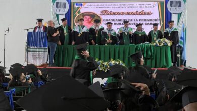 Egresan profesionales de 15 especialidades de la UPEL