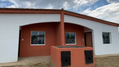 Entregan 13 viviendas a afectados por sismos en Carabobo