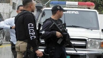 Detienen a dos mujeres por extorsionar a un comerciante con 5.000 dólares en Cojedes