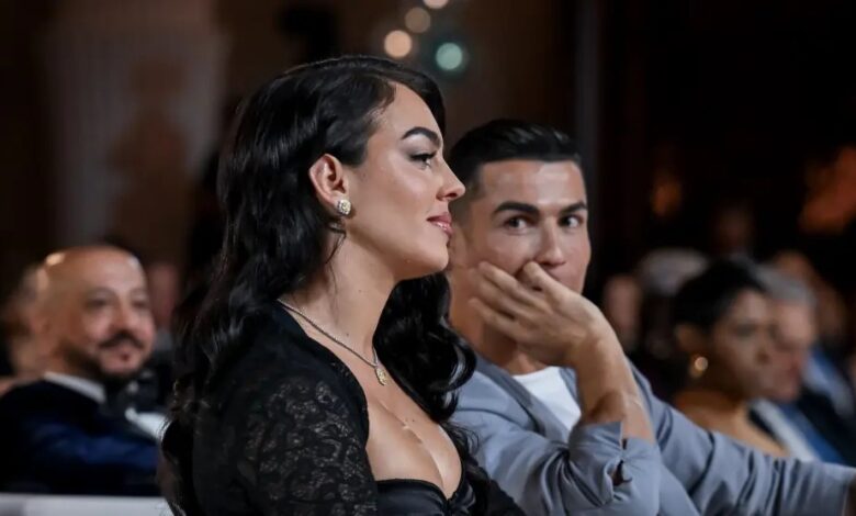 Cristiano Ronaldo y Georgina Rodríguez confirman su boda con una emotiva imagen en redes sociales