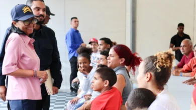 Delcy Rodríguez supervisa campamentos transitorios y entrega de viviendas