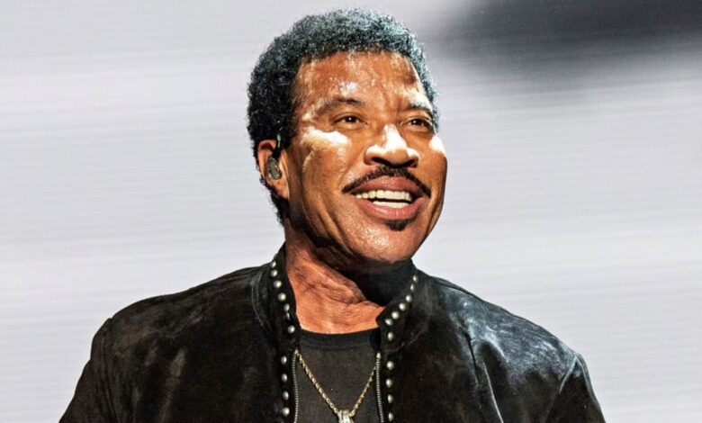 Lionel Richie es hospitalizado de urgencia y se encuentra en cuidados intensivos