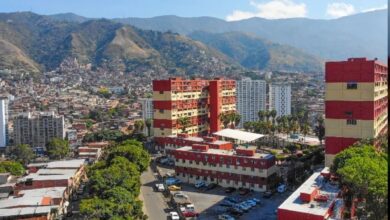 Entregan 100 apartamentos rehabilitados en el 23 de Enero tras los sismos