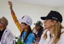 Ministra Daniela Cabello encabeza encuentros con operadores de Morrocoy