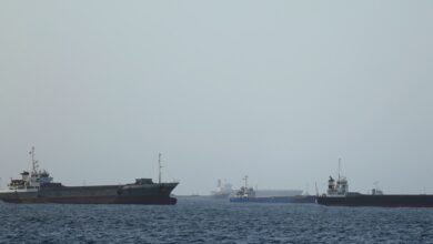 Irán amenaza con paralizar el comercio petrolero en Ormuz si la región apoya las sanciones de EE. UU.