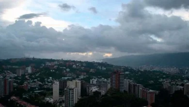 Incremento de nubosidad y chubascos aislados marcarán la tarde en varias regiones del país
