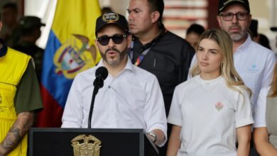 De la Espriella pide a Trump suspender aranceles tras el terremoto en Colombia