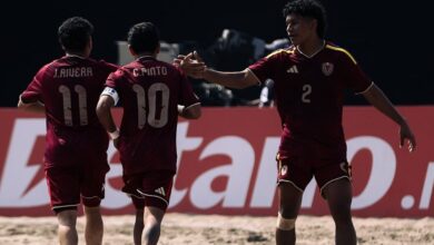 Venezuela vence a Argentina y buscará consolidar el primer lugar del grupo ante Colombia