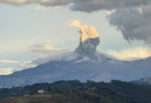 Volcán Puracé emite ceniza y gases en suroeste de Colombia