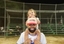 Jay Wheeler corona a su hija Aiunii como "Miss Venezuela" y el video se vuelve viral en redes