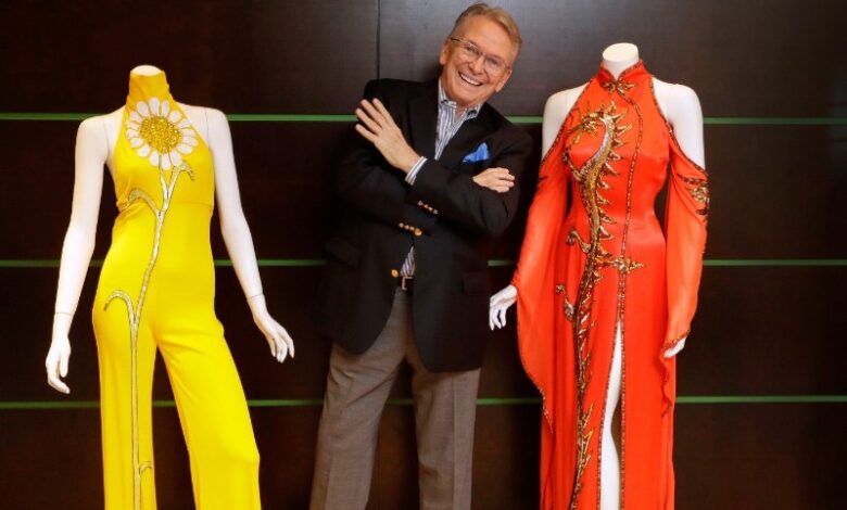 Muere el diseñador Bob Mackie a los 87 años