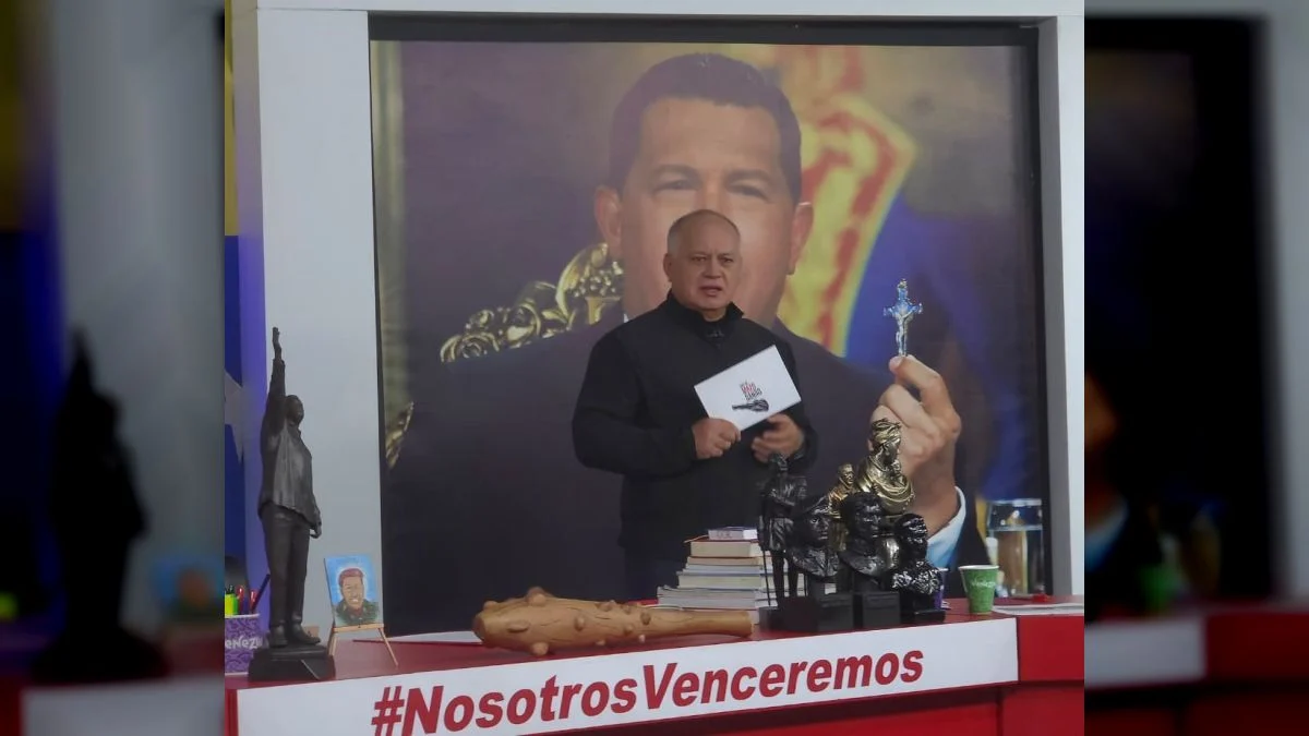 Cabello garantiza atención integral en La Guaira tras sismos