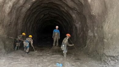 Decenas de trabajadores atrapados en un túnel en Nepal podrían estar vivos