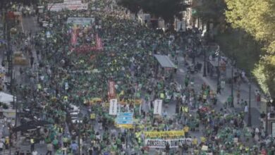 El sector educativo de Madrid se moviliza este domingo en vísperas de tres días de huelga contra el Gobierno regional