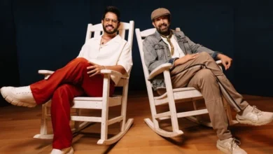 Juan Luis Guerra y Manny Cruz unen voces en ‘Nieve en Verano’