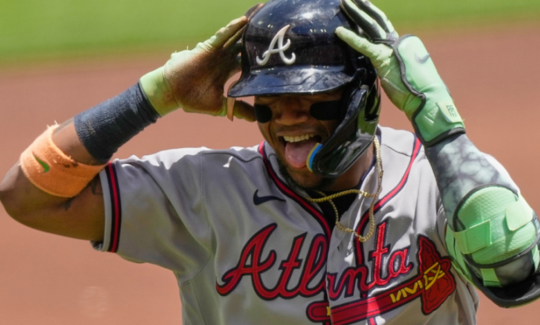 Ronald Acuña Jr. alcanza los 200 jonrones en Grandes Ligas
