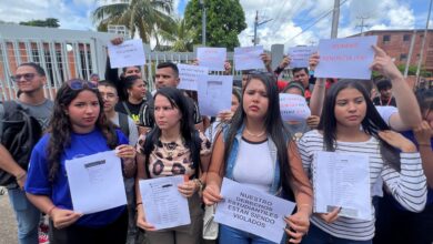 Estudiantes de la UNESR exigen soluciones ante graves fallas en la cargas de notas