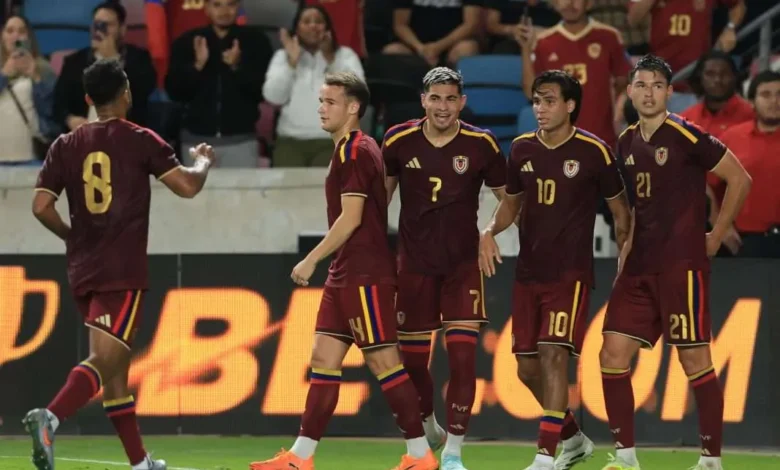 Oswaldo Vizcarrondo presenta una convocatoria de 34 futbolistas de la Vinotinto para los amistosos