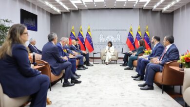 Delcy Rodríguez se reúne con la alta directiva de la petrolera italiana Eni en Miraflores
