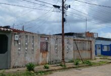 Familias de Los Guaritos V piden restitución del servicio eléctrico tras tres días luz