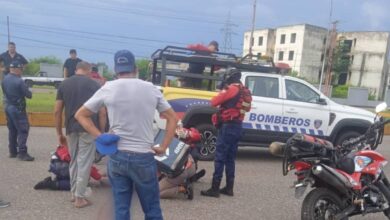 Hombre resulta gravemente herido tras caer de una camioneta en la avenida Bella Vista