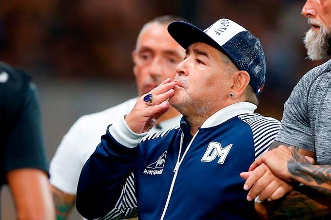 Perito afirma que Maradona fue responsable de su muerte al rechazar atención médica