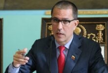 Arreaza admite excesos en la aplicación de la Ley contra el Odio: Es inconcebible que revisen los teléfonos