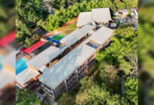 Alumno entra armado a un colegio en Colombia, dispara al aire y queda grave al herirse a sí mismo