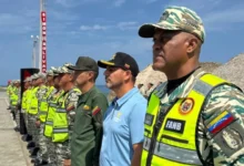 Milicia Nacional Bolivariana otorga reconocimiento a 230 efectivos por labores de atención en La Guaira