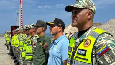 Milicia Nacional Bolivariana otorga reconocimiento a 230 efectivos por labores de atención en La Guaira