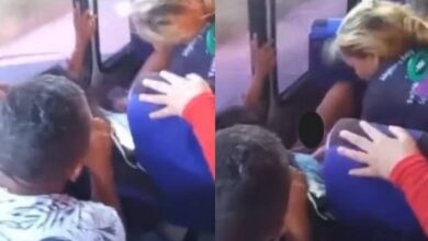 Mujer da a luz a bordo de un autobús en Zulia con el auxilio del chofer y los pasajeros
