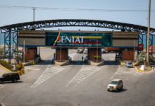 SENIAT elimina el uso de papeles para agilizar las importaciones y exportaciones en todo el país