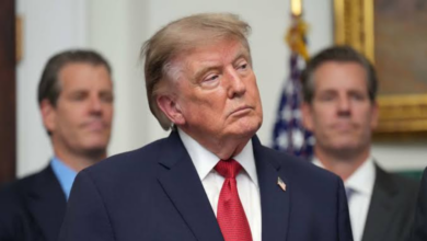 Cadenas de EE.UU. suspenden cobertura de actos de Trump por veto a CNN y Político
