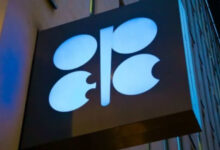 La OPEP+ frena el aumento de su oferta petrolera para octubre