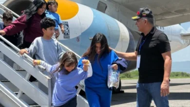 Arriban a Barcelona 200 venezolanos deportados desde Estados Unidos