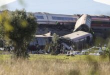 España: Al menos 64 muertos en choque de trenes de alta velocidad en Toledo