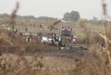 Mueren 32 personas al estrellarse un avión militar en Nigeria