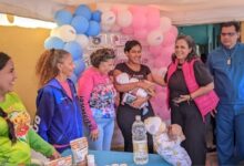 Entregan pañaleras a 21 madres en Uracoa con "Mi Primer Equipaje"