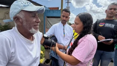 Anuncian despliegue médico casa por casa para atender a los adultos mayores