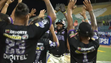 Bravos de Margarita vencen a Tiburones con grand slam de Moisés Gómez