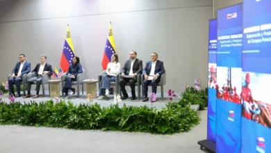 Presidenta Delcy Rodríguez inspecciona avances de proyectos petroleros