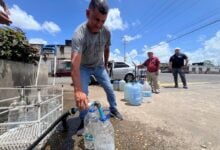 Vecinos de La Murallita, Los Godos y Fundemos cumplen dos semanas sin agua